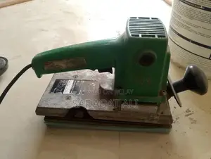 Hitachi Heavy-Duty Sander Machine for Wall and Door Finishing