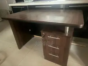 Photo - Rosewood Office Furniture Set with Table and Chairs