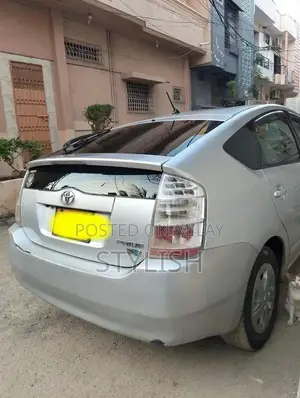 2010 Toyota Prius Hybrid, Low Mileage, Original Condition, AC, Clean H