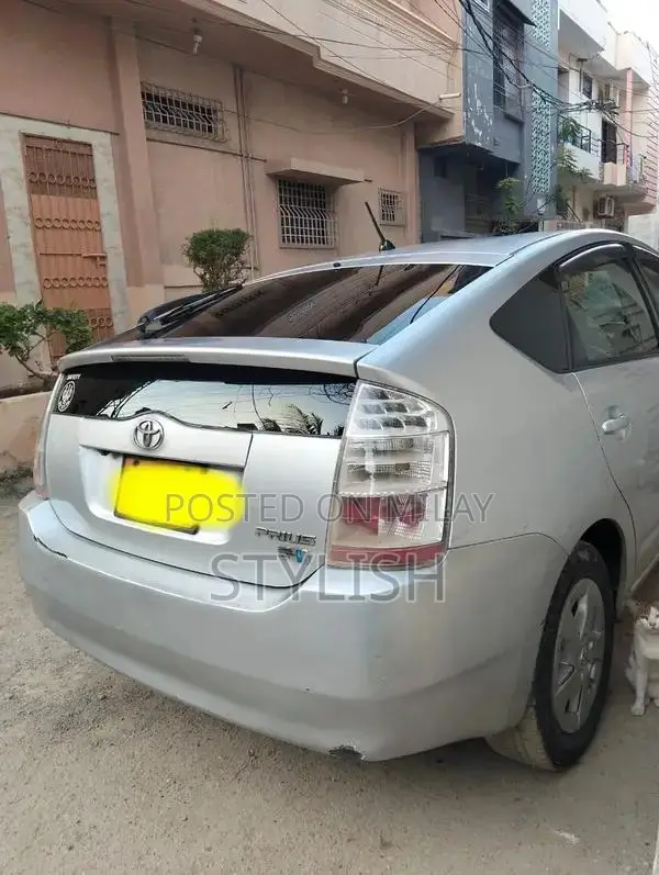 2010 Toyota Prius Hybrid, Low Mileage, Original Condition, AC, Clean H