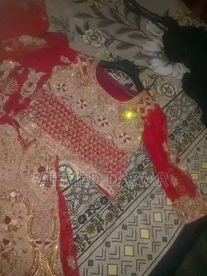 Elegant One-Time Wear Bridal Lehenga Choli in Pristine Condition