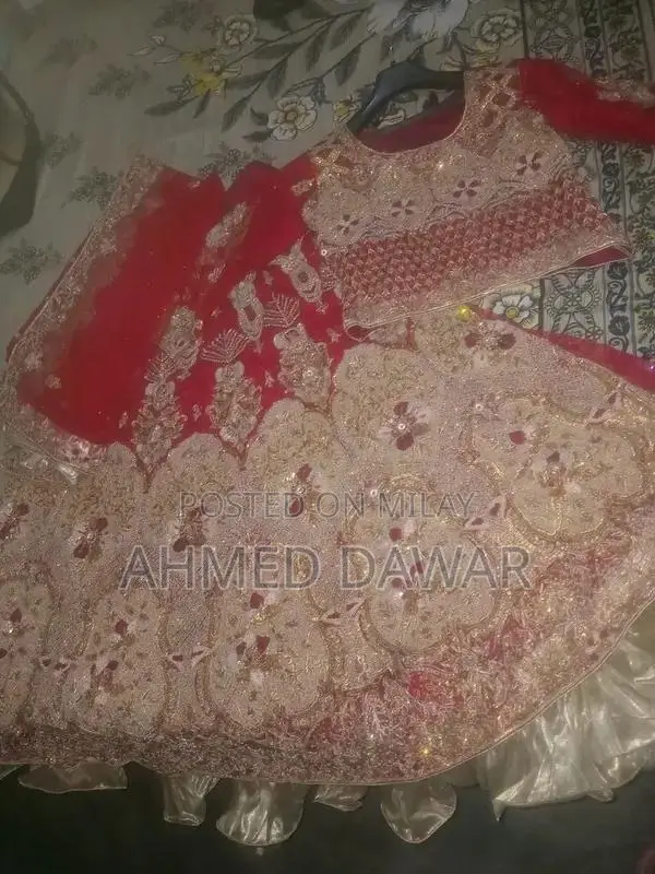 Elegant One-Time Wear Bridal Lehenga Choli in Pristine Condition