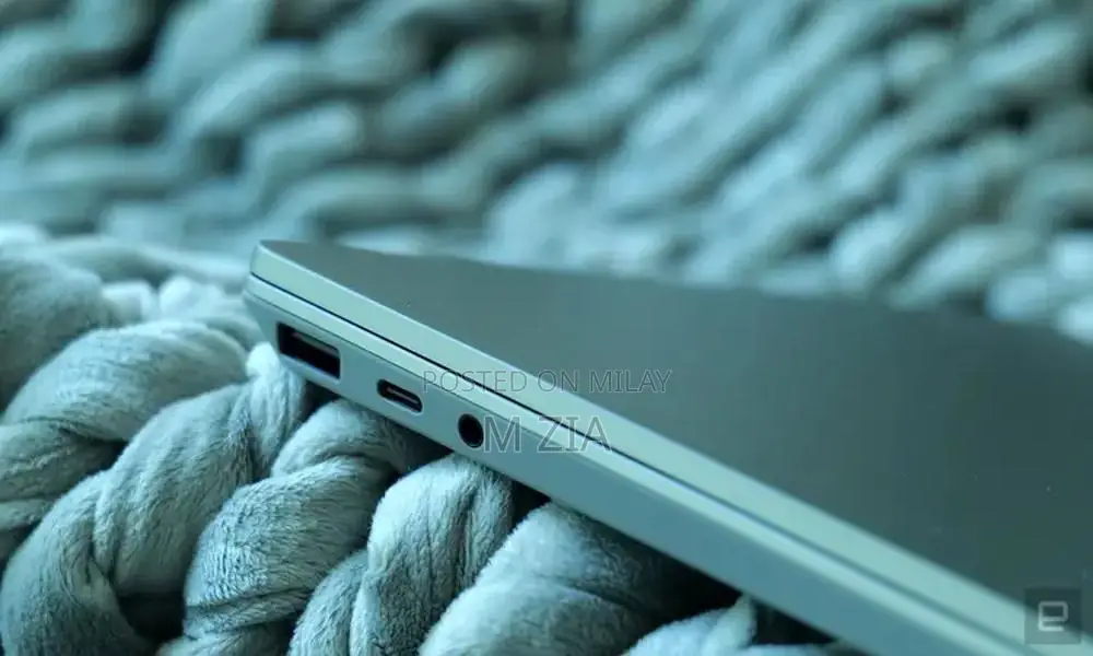 Microsoft Surface Go2 Touchscreen Laptop - 11th Gen i5