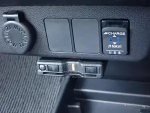 Mira Eis 2022 Imported Sedan - Low Mileage Silver Vehicle