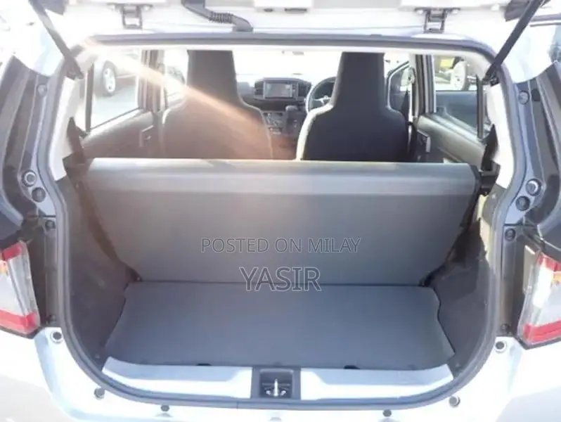 Mira Eis 2022 Imported Sedan - Low Mileage Silver Vehicle