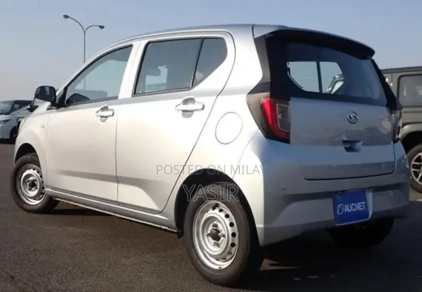 Mira Eis 2022 Imported Sedan - Low Mileage Silver Vehicle