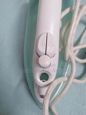 Advanced Compact Humidifier with Multiple Features