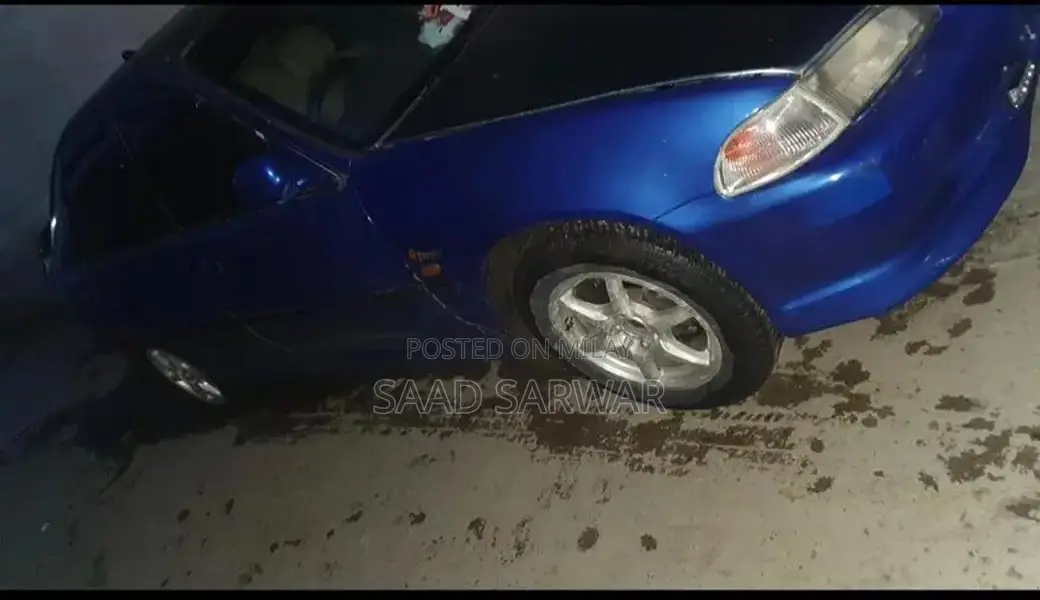 Alloy Wheels with Power Window Vehicle Accessory