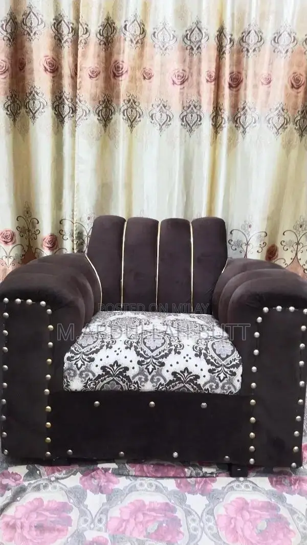 walvat designing sofa