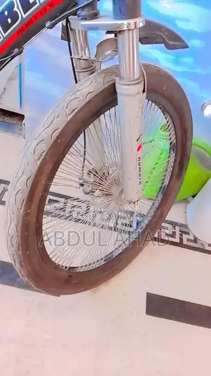 Humber Large-Size Bicycle - Lightly Used 8-Speed Bike