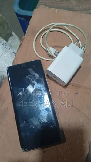 New Infinix Zero 30 4G 256 GB Yellow