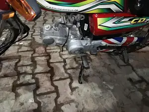 Honda CD70 Motorcycle 2023 Model - Reliable Urban Commuter