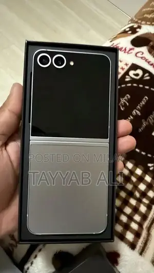 Samsung Z Flip 6 Smartphone - High Performance Mobile Device