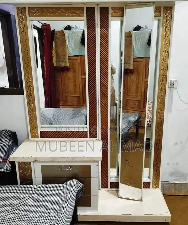 Wooden Bed Set with Dressing Table and Side Tables