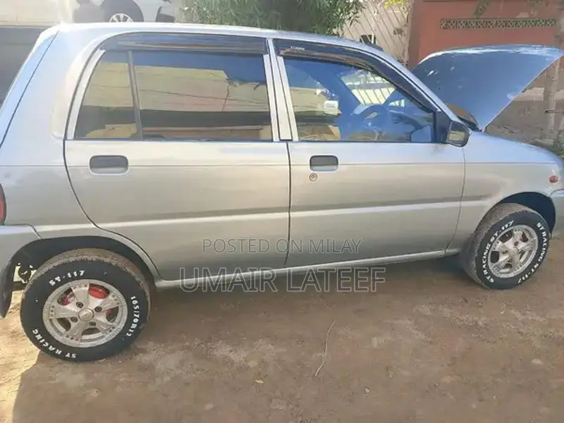 2012 Core Model Sedan with Advanced Features