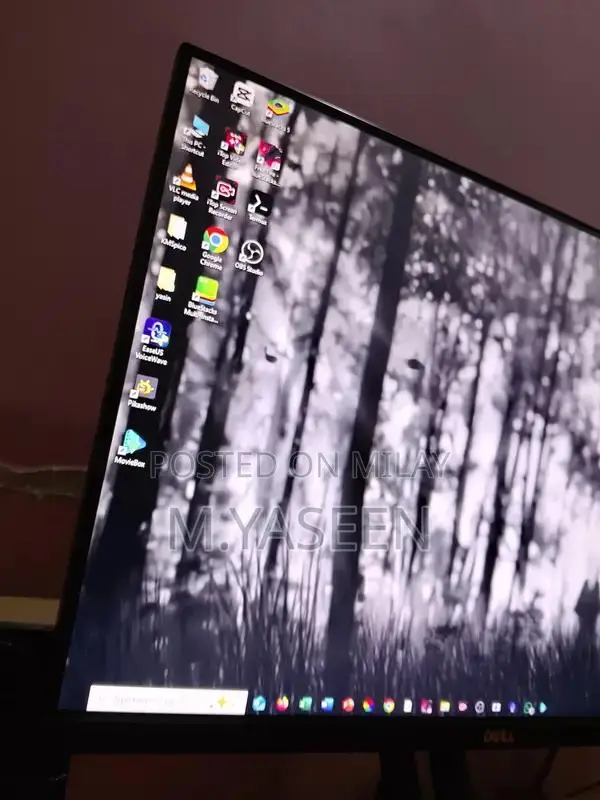 Dell HD Monitor with Touch Buttons - Professional Display