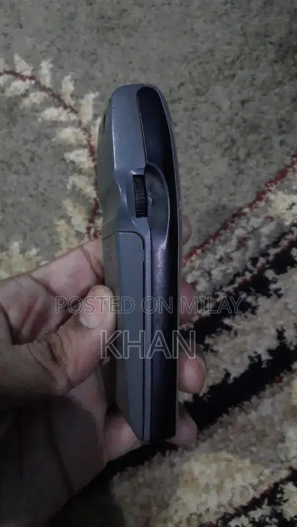 Sony CMD J70 Mobile Phone - Compact Cellular Device