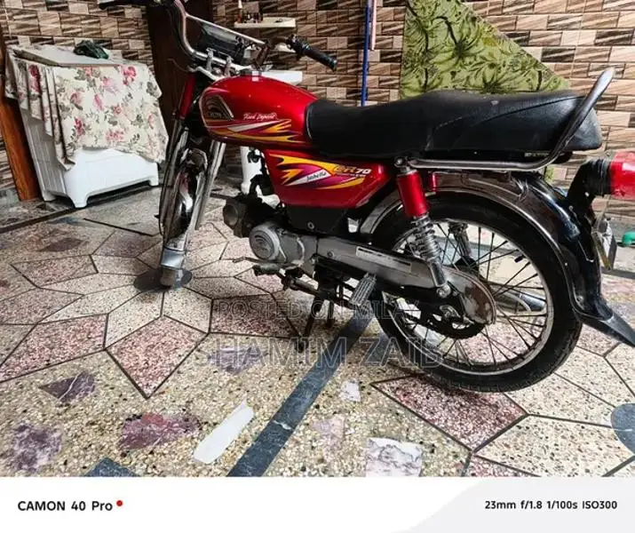 Crown 2020 Model Motorcycle in Good Condition
