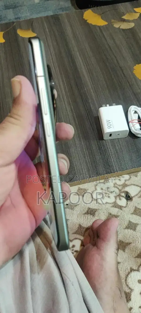 Ultra High-Performance Dual SIM Flagship Smartphone