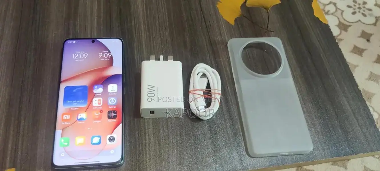 Ultra High-Performance Dual SIM Flagship Smartphone