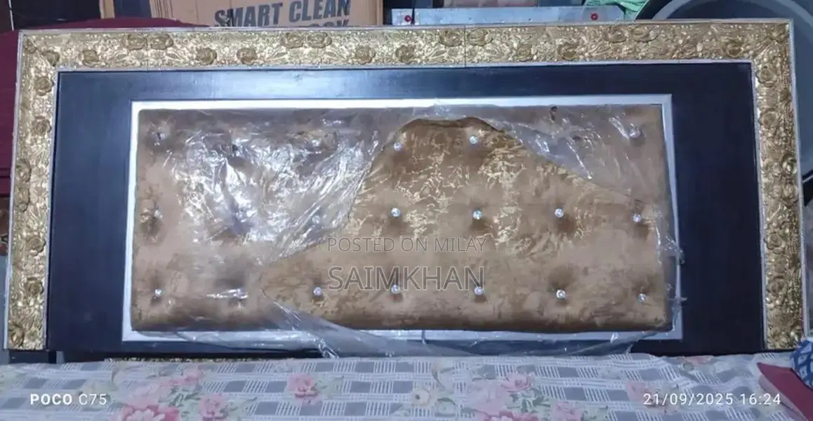 Bedroom Furniture Set with Dresser and Bedside Table