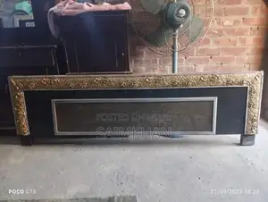 Bedroom Furniture Set with Dresser and Bedside Table