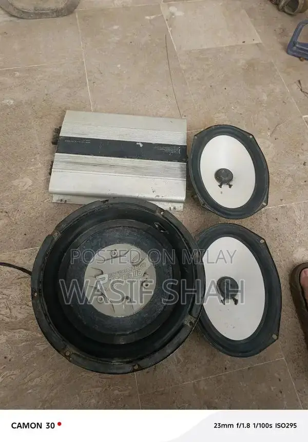 High-Performance Car Audio System for Enhanced Sound Experience