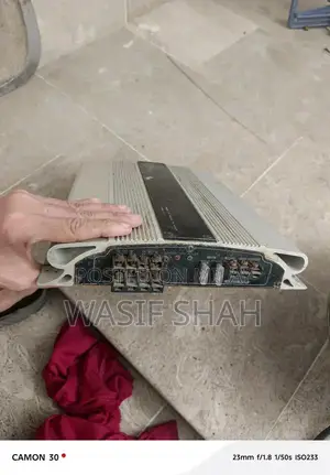 High-Performance Car Audio System for Enhanced Sound Experience