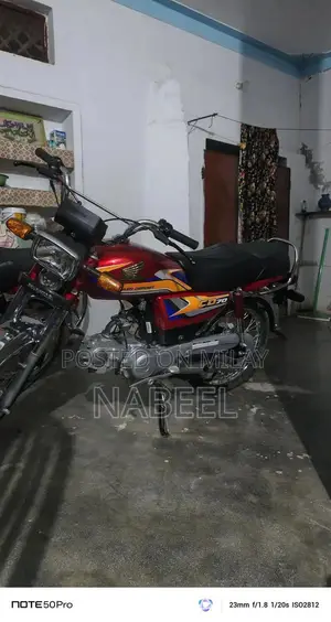 Homda CD70 Classic Motorcycle in Pristine Condition