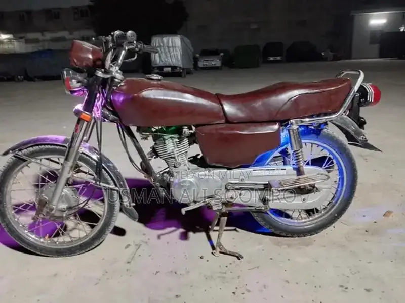 2015 Honda 125cc Motorcycle - Well-Maintained