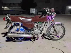 2015 Honda 125cc Motorcycle - Well-Maintained