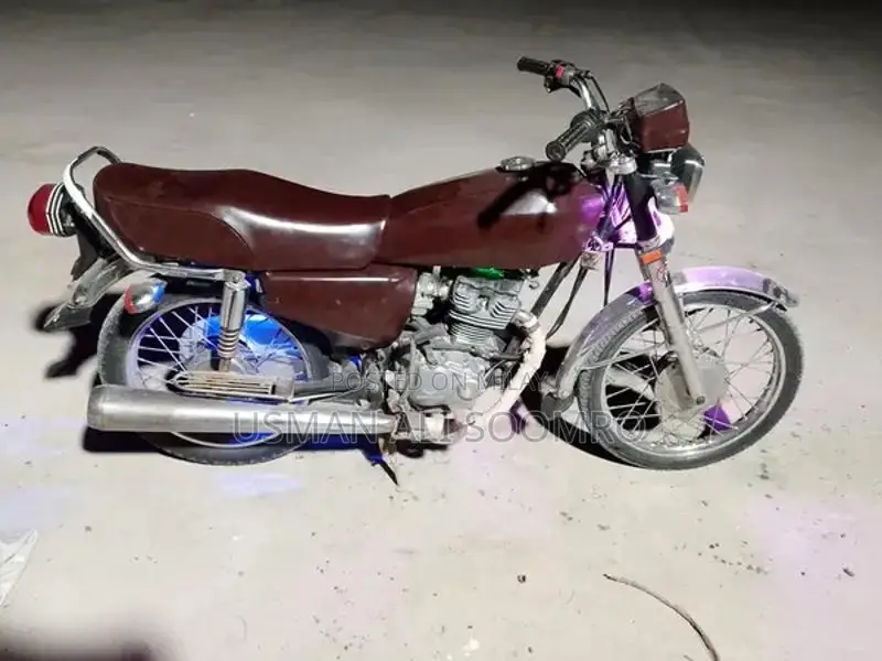 2015 Honda 125cc Motorcycle - Well-Maintained