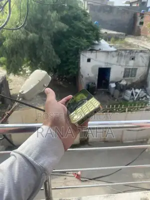 Dual SIM Smartphone with Complete Accessories