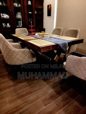 Modern 6 Seater Dining Table - Elegant Contemporary Design