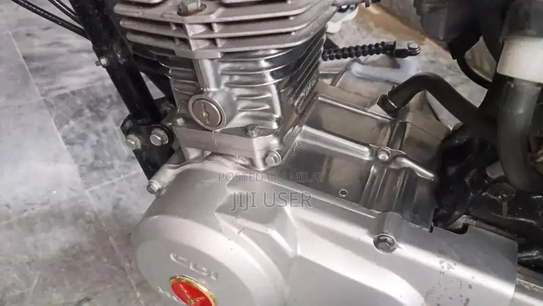 Honda 125cc Motorcycle - 2023 Model in Excellent Condition