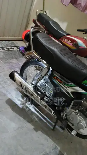 Honda 125cc Motorcycle - 2023 Model in Excellent Condition