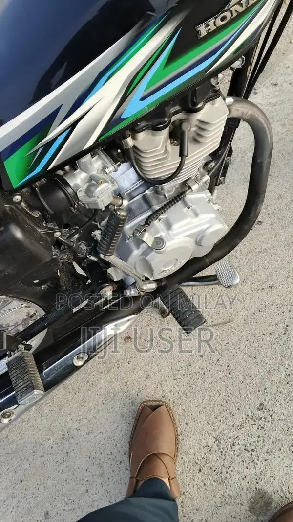 Honda 125cc Motorcycle - 2023 Model in Excellent Condition