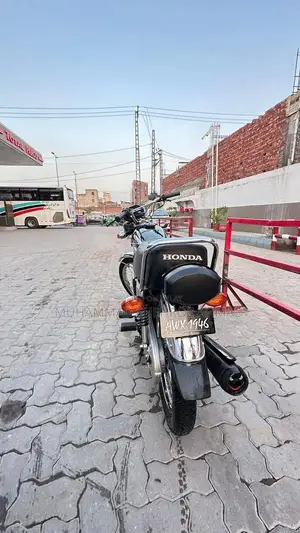 Honda CG 125 Black Motorcycle - Low Mileage Urban Commuter