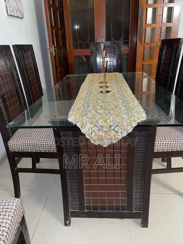 Dinning table with 06 chairs