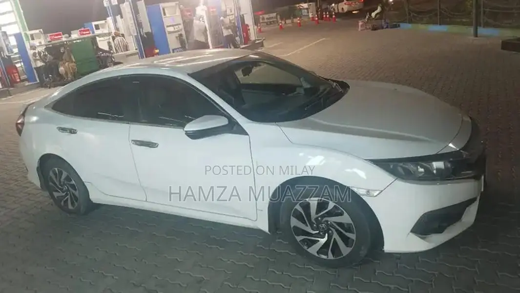 Honda Civic X Oriel Sedan - Well-Maintained 2016 Model