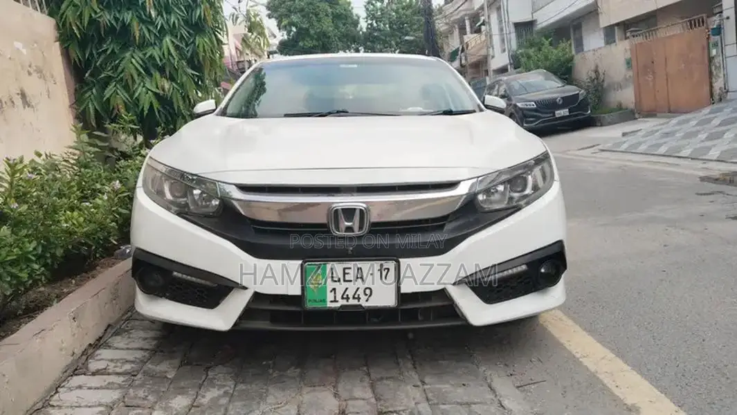 Honda Civic X Oriel Sedan - Well-Maintained 2016 Model