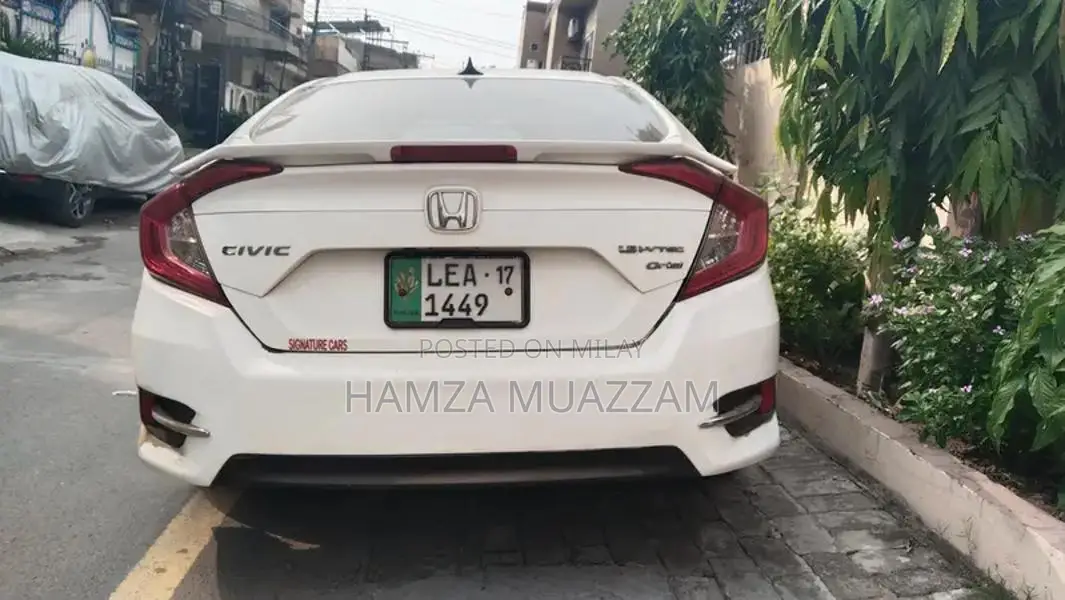 Honda Civic X Oriel Sedan - Well-Maintained 2016 Model