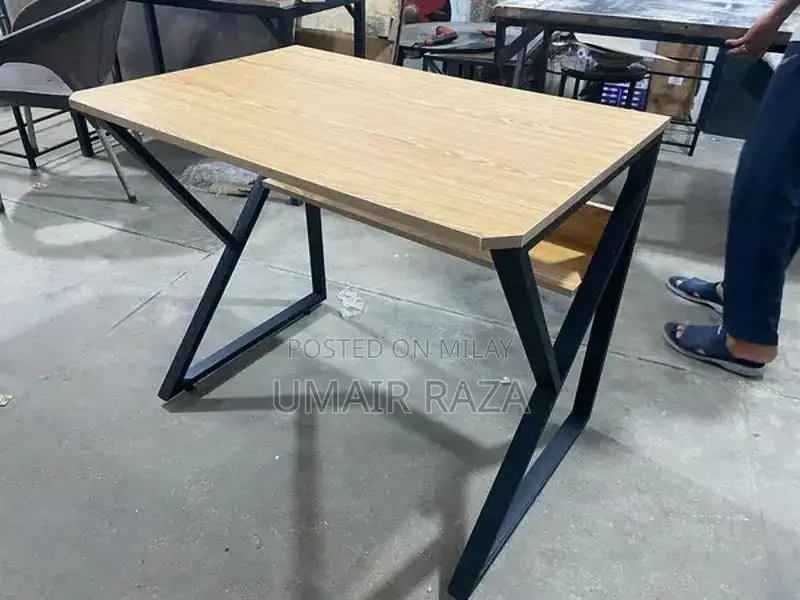 Multi-Size Home Office Table with Book Rack Shelving