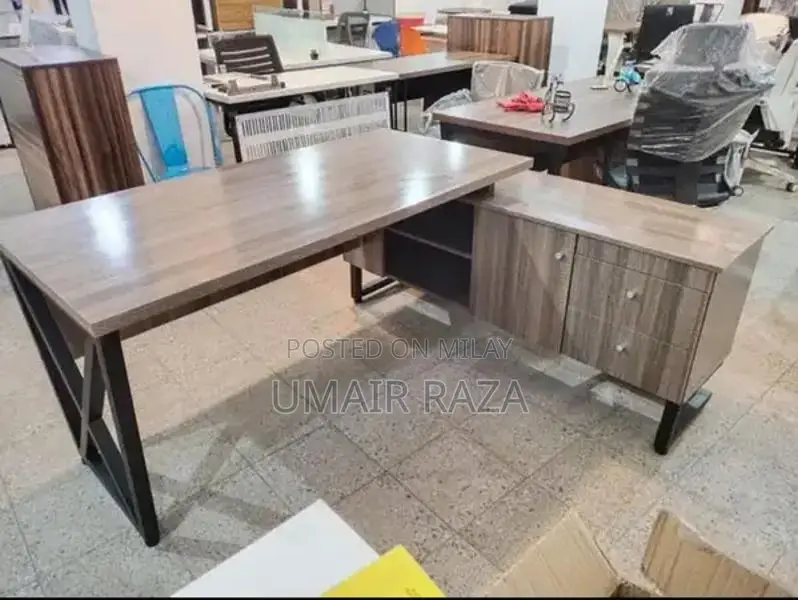 Multi-Size Home Office Table with Book Rack Shelving