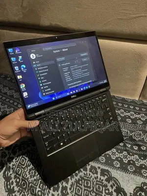 Dell Latitude 7390 2-in-1 Convertible Laptop