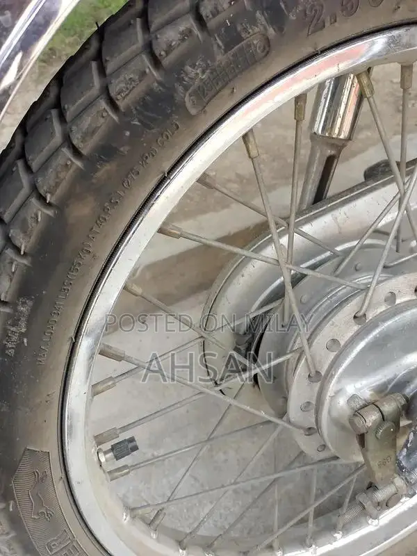 Honda CD 70 Motorcycle - Well-Maintained Bike