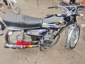 CG125 Motorcycle - Well-Maintained Condition