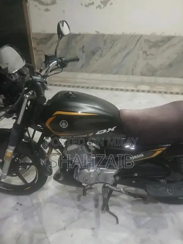 Yamaha 125cc Motorcycle in Excellent Riding Condition