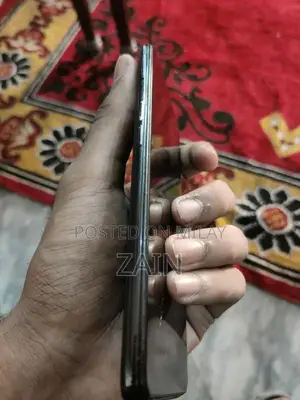 Oppo Reno 6 Dual SIM Smartphone with Snapdragon Processor