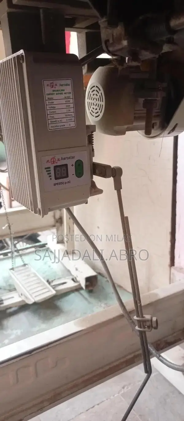 Juki DDL-5550-6 Industrial Sewing Machine from Japan